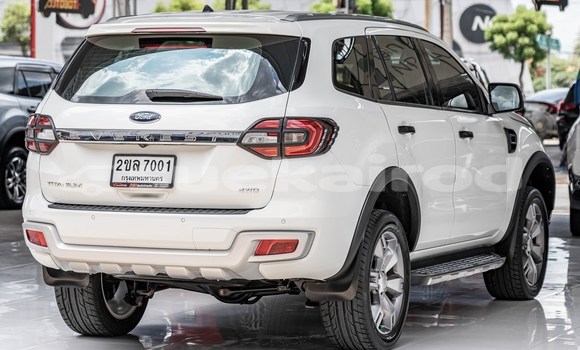 Buy Used Ford Everest White Car in Bangkok in Bangkok Buy Used Ford Everest White Car in Bangkok in Bangkok