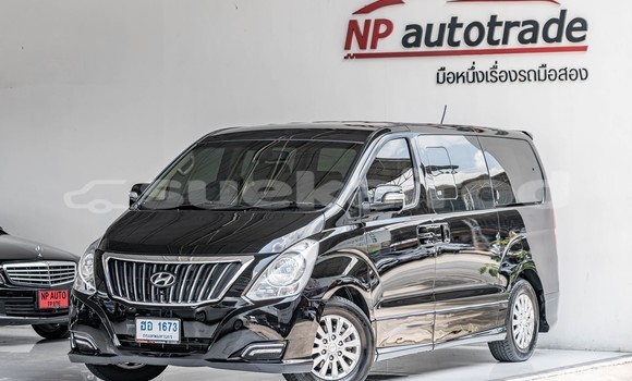 Buy Used Hyundai H1 Black Car in Bangkok in Bangkok