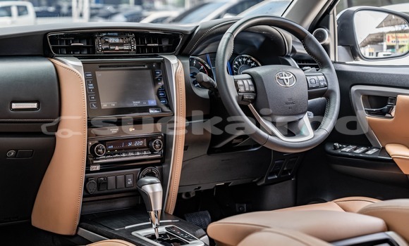 ซื้อ รถมือสอง Toyota Fortuner สีดำ รถยนต์ ใน %{เมือง} ใน กรุงเทพมหานคร ซื้อ รถมือสอง Toyota Fortuner สีดำ รถยนต์ ใน %{เมือง} ใน กรุงเทพมหานคร