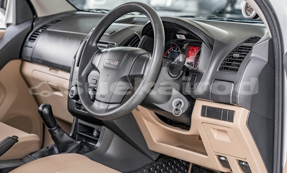 ซื้อ รถมือสอง Isuzu D-Max ขาว รถยนต์ ใน %{เมือง} ใน กรุงเทพมหานคร ซื้อ รถมือสอง Isuzu D-Max ขาว รถยนต์ ใน %{เมือง} ใน กรุงเทพมหานคร