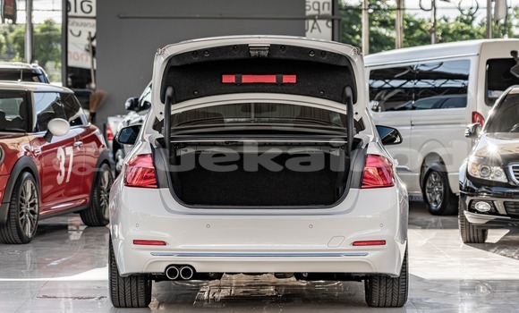 Buy Used BMW 3–Series White Car in Bangkok in Bangkok Buy Used BMW 3–Series White Car in Bangkok in Bangkok