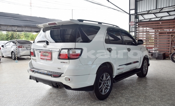 ซื้อ รถมือสอง Toyota Fortuner ขาว รถยนต์ ใน %{เมือง} ใน กรุงเทพมหานคร ซื้อ รถมือสอง Toyota Fortuner ขาว รถยนต์ ใน %{เมือง} ใน กรุงเทพมหานคร