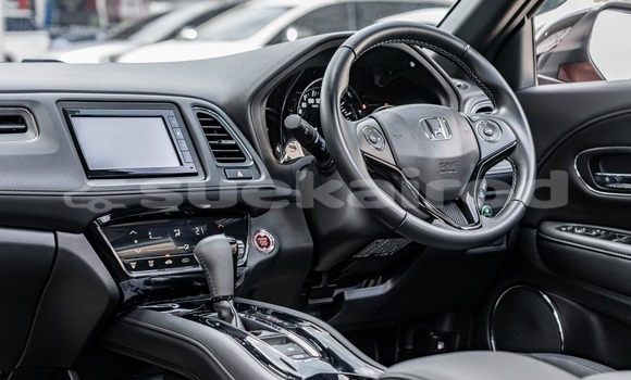 ซื้อ รถมือสอง Honda HR-V สีแดง รถยนต์ ใน %{เมือง} ใน กรุงเทพมหานคร ซื้อ รถมือสอง Honda HR-V สีแดง รถยนต์ ใน %{เมือง} ใน กรุงเทพมหานคร