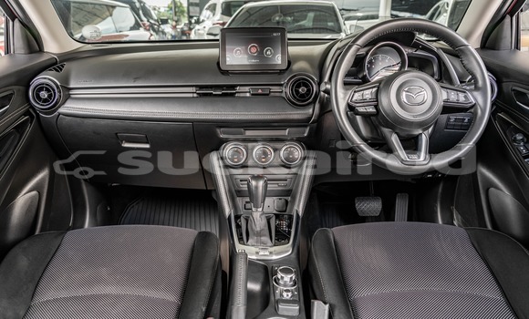 ซื้อ รถมือสอง Mazda 2 สีแดง รถยนต์ ใน %{เมือง} ใน กรุงเทพมหานคร ซื้อ รถมือสอง Mazda 2 สีแดง รถยนต์ ใน %{เมือง} ใน กรุงเทพมหานคร