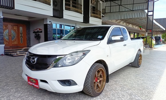 Buy Used Mazda BT-50 White Car in Bangkok in Bangkok