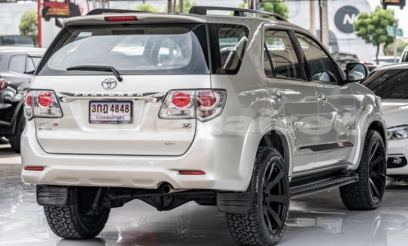 ซื้อ รถมือสอง Toyota Fortuner อื่น ๆ รถยนต์ ใน %{เมือง} ใน กรุงเทพมหานคร ซื้อ รถมือสอง Toyota Fortuner อื่น ๆ รถยนต์ ใน %{เมือง} ใน กรุงเทพมหานคร