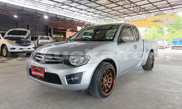ซื้อ รถมือสอง Mitsubishi Triton อื่น ๆ รถยนต์ ใน %{เมือง} ใน กรุงเทพมหานคร