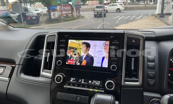 Buy Used Toyota Matrix White Car in Bangkok in Bangkok Buy Used Toyota Matrix White Car in Bangkok in Bangkok