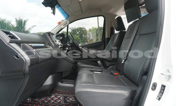 Buy Used Toyota Matrix White Car in Bangkok in Bangkok Buy Used Toyota Matrix White Car in Bangkok in Bangkok