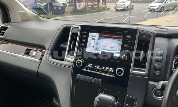 Buy Used Toyota Matrix White Car in Bangkok in Bangkok Buy Used Toyota Matrix White Car in Bangkok in Bangkok