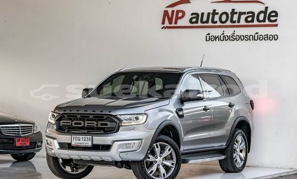ซื้อ รถมือสอง Ford Everest อื่น ๆ รถยนต์ ใน %{เมือง} ใน กรุงเทพมหานคร