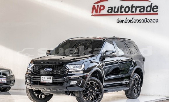 Buy Used Ford Everest Black Car in Bangkok in Bangkok