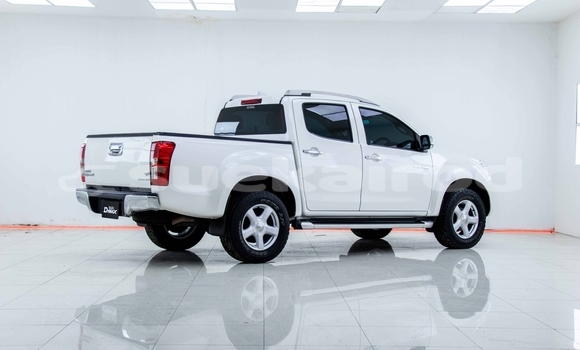 ซื้อ รถมือสอง Isuzu D-Max ขาว รถยนต์ ใน %{เมือง} ใน กรุงเทพมหานคร ซื้อ รถมือสอง Isuzu D-Max ขาว รถยนต์ ใน %{เมือง} ใน กรุงเทพมหานคร