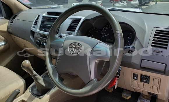 Buy Used Toyota Hiluxe VIGO White Car in Bangkok in Bangkok Buy Used Toyota Hiluxe VIGO White Car in Bangkok in Bangkok