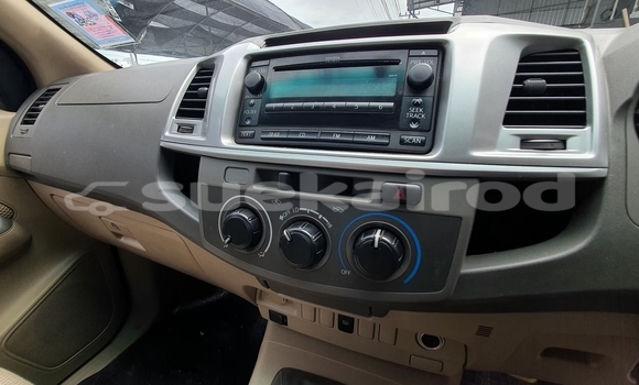 Buy Used Toyota Hiluxe VIGO White Car in Bangkok in Bangkok Buy Used Toyota Hiluxe VIGO White Car in Bangkok in Bangkok