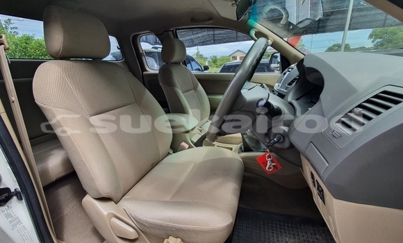 Buy Used Toyota Hiluxe VIGO White Car in Bangkok in Bangkok Buy Used Toyota Hiluxe VIGO White Car in Bangkok in Bangkok