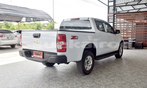 ซื้อ รถมือสอง Chevrolet Colorado ขาว รถยนต์ ใน %{เมือง} ใน กรุงเทพมหานคร ซื้อ รถมือสอง Chevrolet Colorado ขาว รถยนต์ ใน %{เมือง} ใน กรุงเทพมหานคร