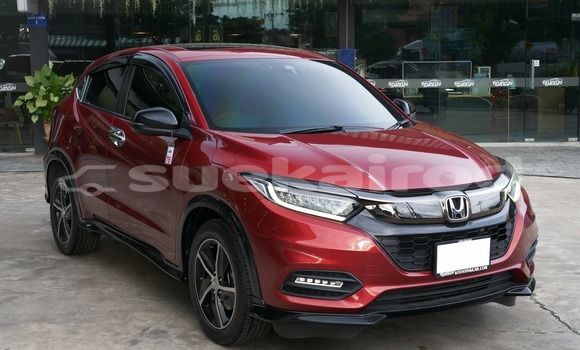 ซื้อ รถมือสอง Honda HR-V สีแดง รถยนต์ ใน %{เมือง} ใน กรุงเทพมหานคร