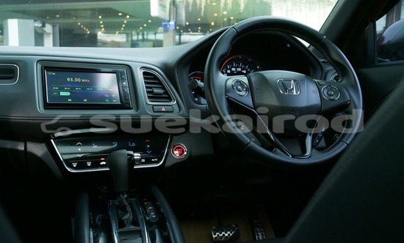 ซื้อ รถมือสอง Honda HR-V สีแดง รถยนต์ ใน %{เมือง} ใน กรุงเทพมหานคร ซื้อ รถมือสอง Honda HR-V สีแดง รถยนต์ ใน %{เมือง} ใน กรุงเทพมหานคร