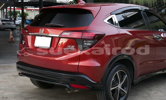 ซื้อ รถมือสอง Honda HR-V สีแดง รถยนต์ ใน %{เมือง} ใน กรุงเทพมหานคร ซื้อ รถมือสอง Honda HR-V สีแดง รถยนต์ ใน %{เมือง} ใน กรุงเทพมหานคร