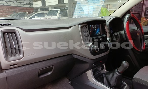 Buy Used Chevrolet Colorado Red Car in Bangkok in Bangkok Buy Used Chevrolet Colorado Red Car in Bangkok in Bangkok