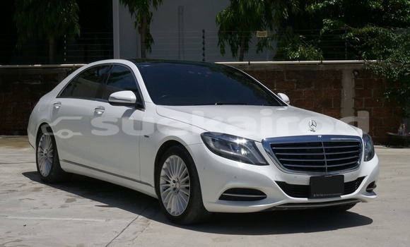 ซื้อ รถมือสอง Mercedes-Benz S-klasse ขาว รถยนต์ ใน %{เมือง} ใน กรุงเทพมหานคร