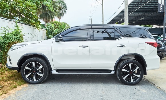 Buy Used Toyota Fortuner White Car in Bangkok in Bangkok Buy Used Toyota Fortuner White Car in Bangkok in Bangkok