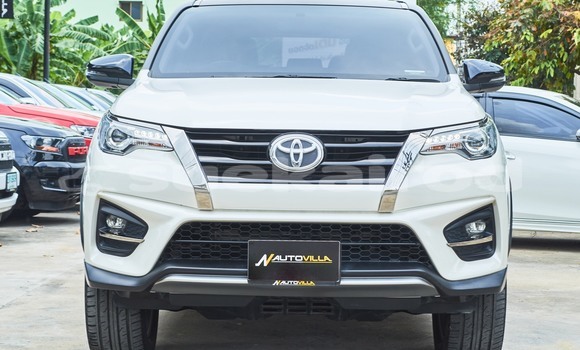 Buy Used Toyota Fortuner White Car in Bangkok in Bangkok Buy Used Toyota Fortuner White Car in Bangkok in Bangkok
