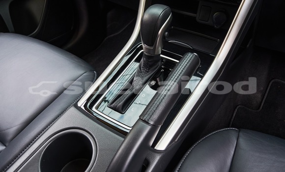 Buy Used Mitsubishi Xpander White Car in Bangkok in Bangkok Buy Used Mitsubishi Xpander White Car in Bangkok in Bangkok