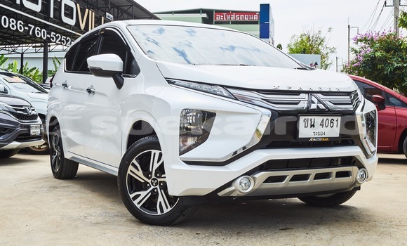 Buy Used Mitsubishi Xpander White Car in Bangkok in Bangkok Buy Used Mitsubishi Xpander White Car in Bangkok in Bangkok