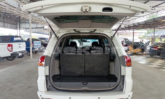 ซื้อ รถมือสอง Mitsubishi Pajero Sport ขาว รถยนต์ ใน %{เมือง} ใน กรุงเทพมหานคร ซื้อ รถมือสอง Mitsubishi Pajero Sport ขาว รถยนต์ ใน %{เมือง} ใน กรุงเทพมหานคร