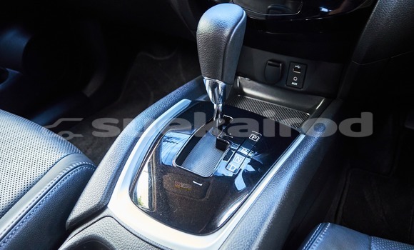 Buy Used Nissan X-Trail White Car in Bangkok in Bangkok Buy Used Nissan X-Trail White Car in Bangkok in Bangkok