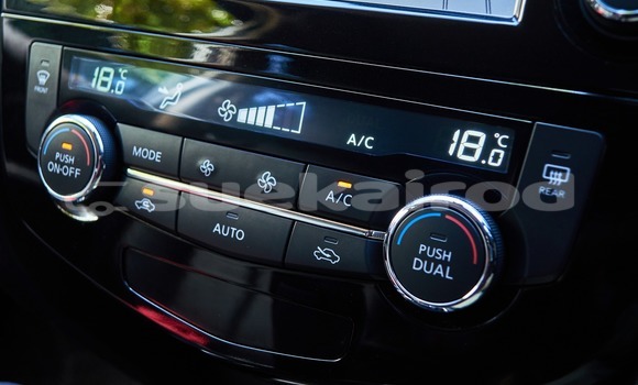 Buy Used Nissan X-Trail White Car in Bangkok in Bangkok Buy Used Nissan X-Trail White Car in Bangkok in Bangkok