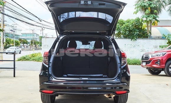Buy Used Honda HR-V Black Car in Bangkok in Bangkok Buy Used Honda HR-V Black Car in Bangkok in Bangkok