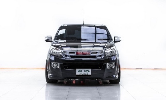 ซื้อ รถมือสอง Isuzu D-Max สีดำ รถยนต์ ใน %{เมือง} ใน กรุงเทพมหานคร ซื้อ รถมือสอง Isuzu D-Max สีดำ รถยนต์ ใน %{เมือง} ใน กรุงเทพมหานคร