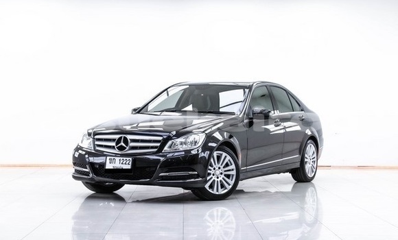 ซื้อ รถมือสอง Mercedes‒Benz C–Class สีดำ รถยนต์ ใน %{เมือง} ใน กรุงเทพมหานคร