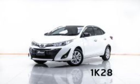Buy Used Toyota Yaris Ativ White Car in Bangkok in Bangkok Buy Used Toyota Yaris Ativ White Car in Bangkok in Bangkok