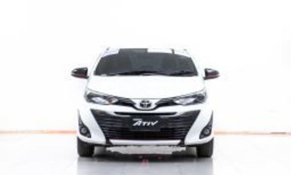 Buy Used Toyota Yaris Ativ White Car in Bangkok in Bangkok Buy Used Toyota Yaris Ativ White Car in Bangkok in Bangkok