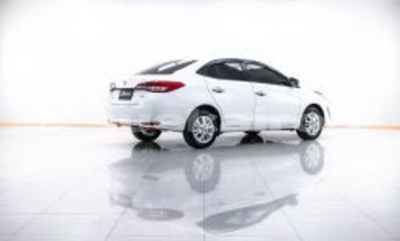 Buy Used Toyota Yaris Ativ White Car in Bangkok in Bangkok Buy Used Toyota Yaris Ativ White Car in Bangkok in Bangkok