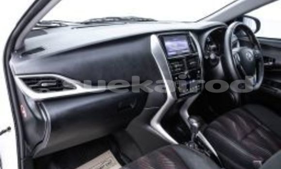 Buy Used Toyota Yaris Ativ White Car in Bangkok in Bangkok Buy Used Toyota Yaris Ativ White Car in Bangkok in Bangkok