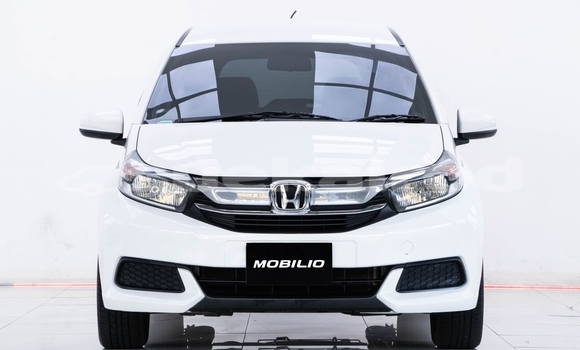 Buy Used Honda Mobilio White Car in Bangkok in Bangkok Buy Used Honda Mobilio White Car in Bangkok in Bangkok