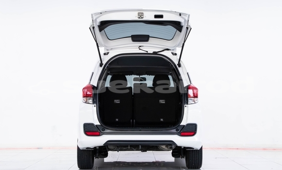 Buy Used Honda Mobilio White Car in Bangkok in Bangkok Buy Used Honda Mobilio White Car in Bangkok in Bangkok