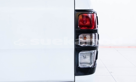 Buy Used Ford Ranger White Car in Bangkok in Bangkok Buy Used Ford Ranger White Car in Bangkok in Bangkok