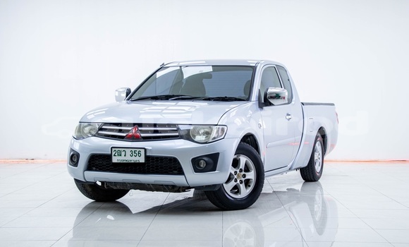 ซื้อ รถมือสอง Mitsubishi Triton อื่น ๆ รถยนต์ ใน %{เมือง} ใน กรุงเทพมหานคร