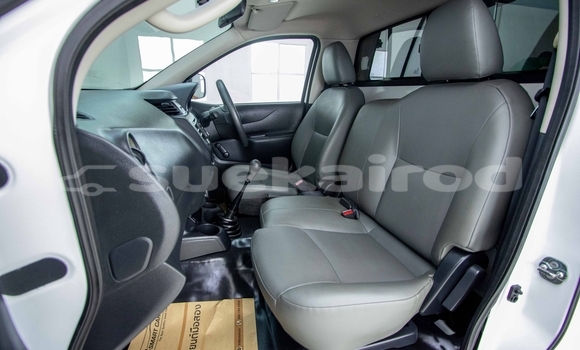 ซื้อ รถมือสอง Nissan Navara ขาว รถยนต์ ใน %{เมือง} ใน กรุงเทพมหานคร ซื้อ รถมือสอง Nissan Navara ขาว รถยนต์ ใน %{เมือง} ใน กรุงเทพมหานคร