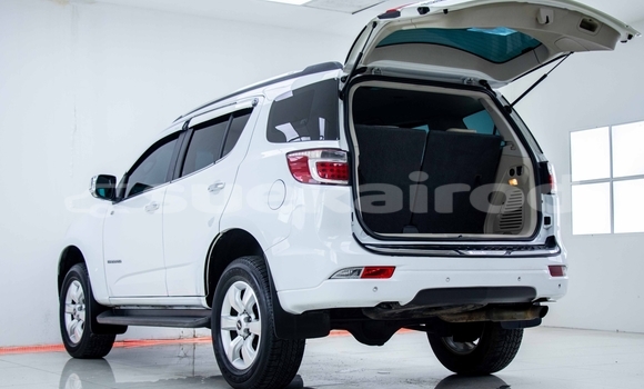 ซื้อ รถมือสอง Chevrolet TrailBlazer ขาว รถยนต์ ใน %{เมือง} ใน กรุงเทพมหานคร ซื้อ รถมือสอง Chevrolet TrailBlazer ขาว รถยนต์ ใน %{เมือง} ใน กรุงเทพมหานคร