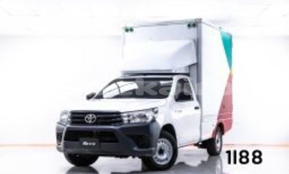 Buy Used Toyota Hiluxe Revo White Car in Bangkok in Bangkok Buy Used Toyota Hiluxe Revo White Car in Bangkok in Bangkok