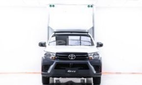 Buy Used Toyota Hiluxe Revo White Car in Bangkok in Bangkok Buy Used Toyota Hiluxe Revo White Car in Bangkok in Bangkok