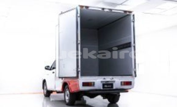 Buy Used Toyota Hiluxe Revo White Car in Bangkok in Bangkok Buy Used Toyota Hiluxe Revo White Car in Bangkok in Bangkok