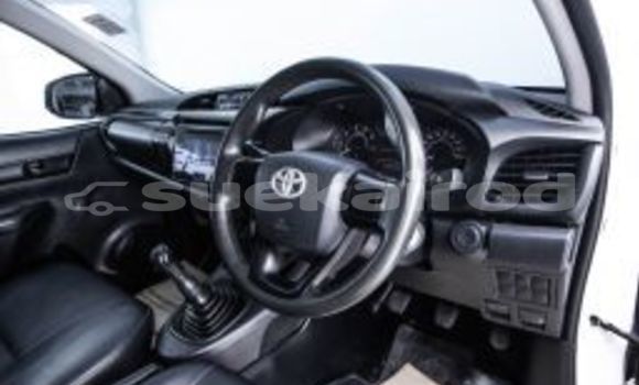 Buy Used Toyota Hiluxe Revo White Car in Bangkok in Bangkok Buy Used Toyota Hiluxe Revo White Car in Bangkok in Bangkok